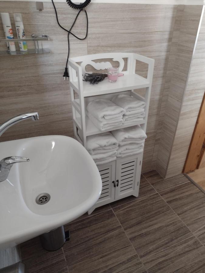 Bara ház Villa Tardoskedd Kültér fotó